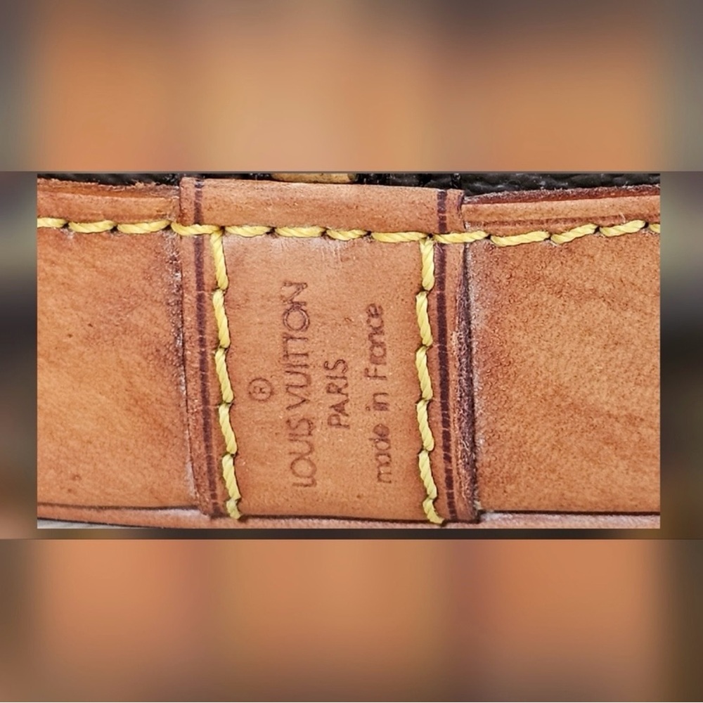 Authentic LOUIS VUITTON
Monogram Alma PM Handbag - Picture 4 of 11